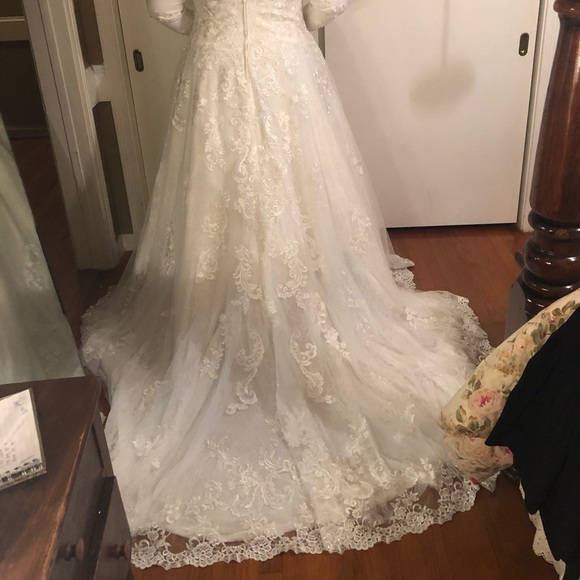 Mori Lee wedding dress - Picture 13 of 13